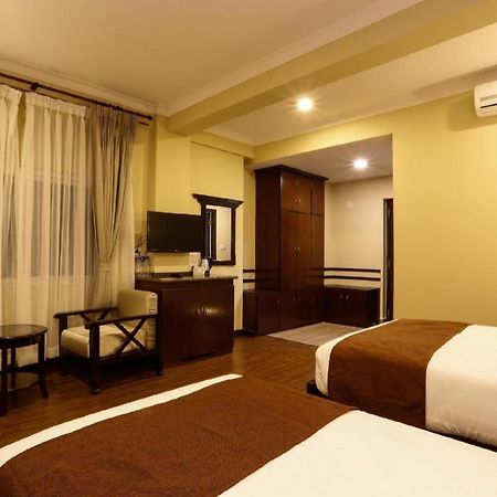 Da Yatra Courtyard Hotel & Resort Pokhara Exterior photo