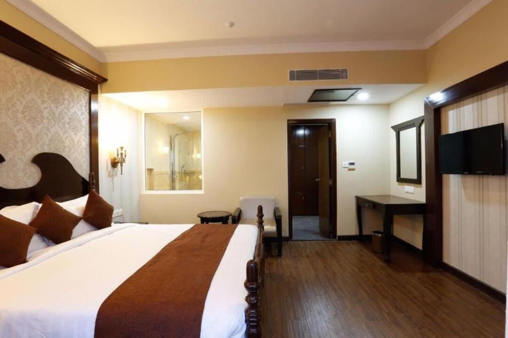 Da Yatra Courtyard Hotel & Resort Pokhara Exterior photo