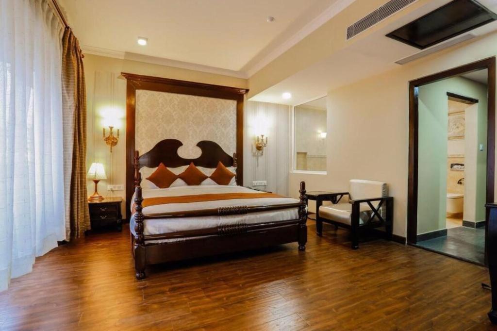 Da Yatra Courtyard Hotel & Resort Pokhara Exterior photo
