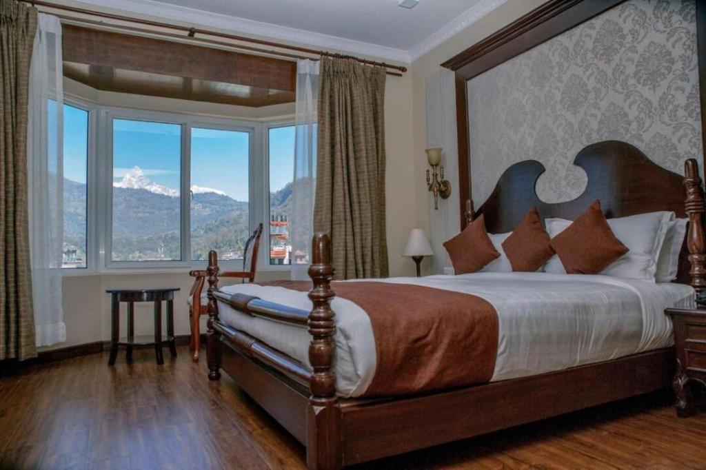 Da Yatra Courtyard Hotel & Resort Pokhara Exterior photo