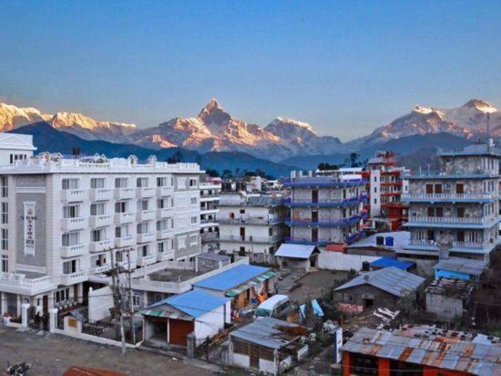 Da Yatra Courtyard Hotel & Resort Pokhara Exterior photo