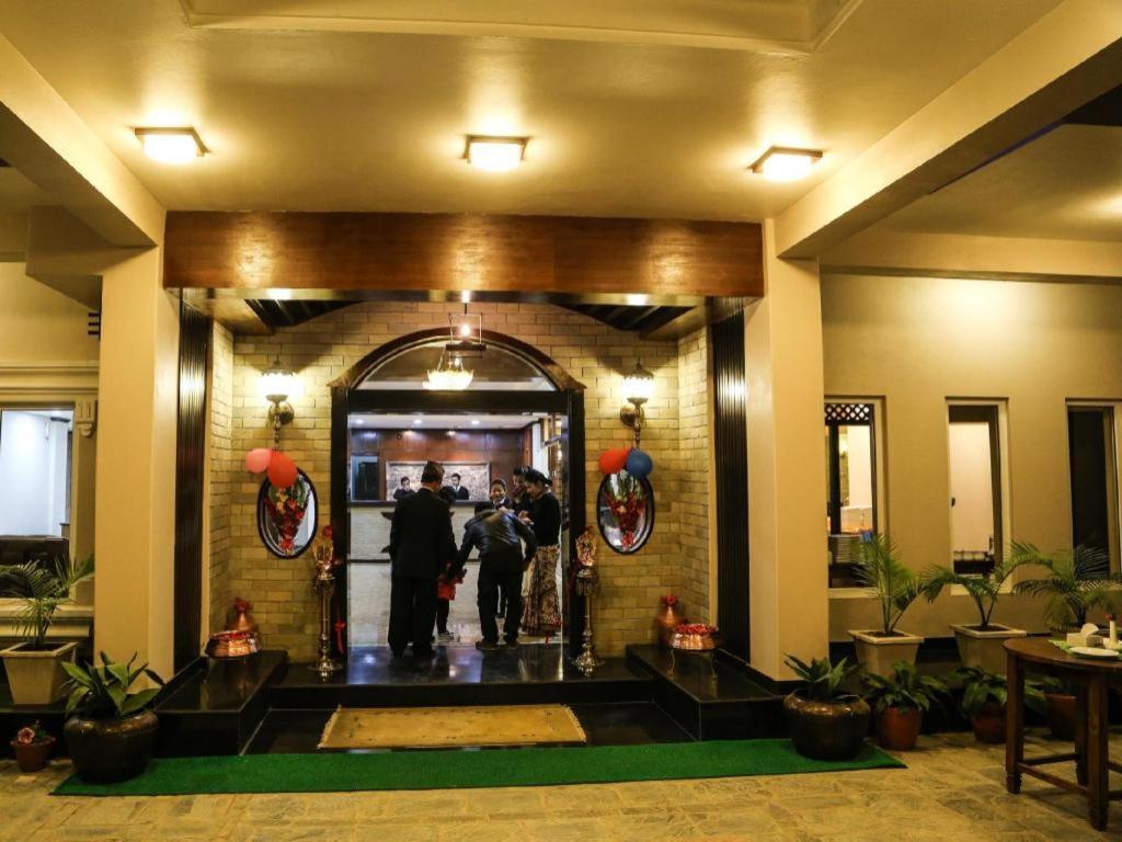 Da Yatra Courtyard Hotel & Resort Pokhara Exterior photo