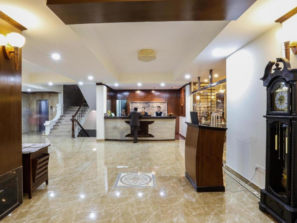 Da Yatra Courtyard Hotel & Resort Pokhara Exterior photo